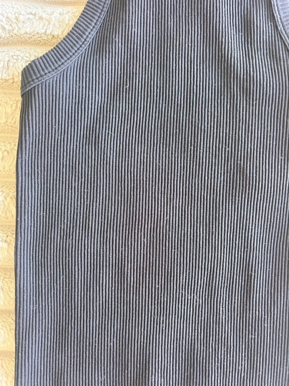 Commando Studio Ribbed Racerback Tank Top- Black- Size S/M - Picture 4 of 9